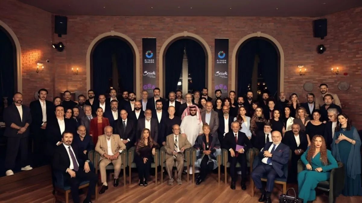 تركي آل الشيخ يستضيف كبار الفنانين السوريين في الرياض: شراكة فنية ومفاجآت قادمة