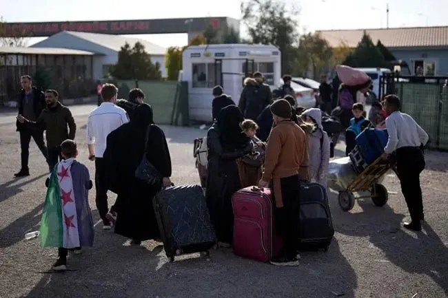 البرلمان الأوروبي يثير الجدل: دعوات متصاعدة لعودة اللاجئين السوريين والمشاركة في إعادة الإعمار