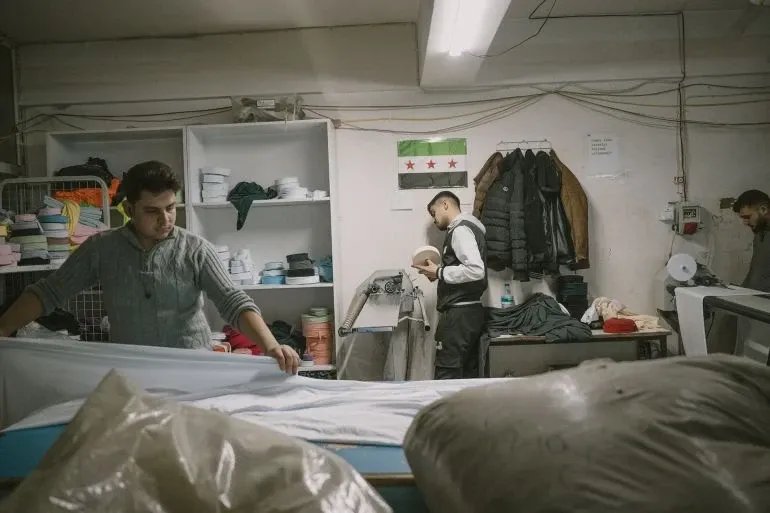 دراسة تكشف: لماذا يتفوق السوريون في سوق العمل بتركيا؟