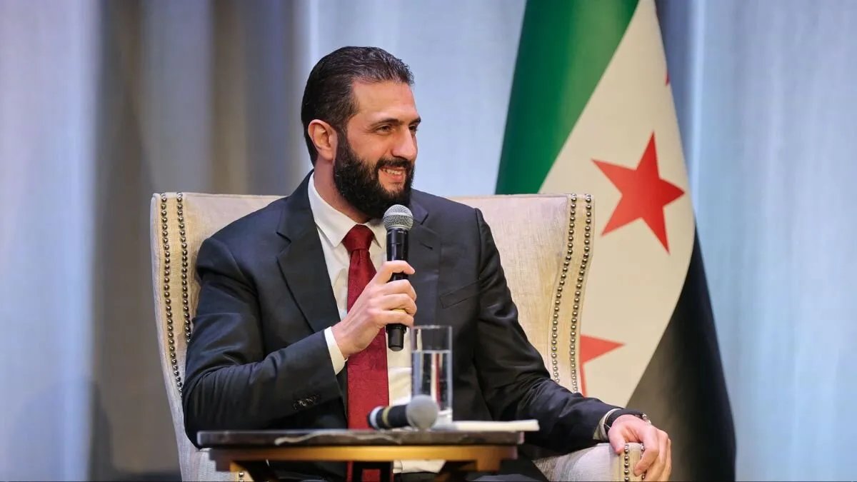 الشرع: تحديات أمام نزع السلاح في جنوب سوريا وإسرائيل توسع وجودها