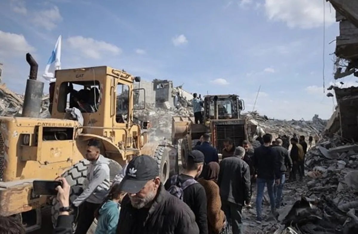 غزة: الدفاع المدني ينتشل 51 جثماناً لفلسطينيين من ساحة عيادة الشيخ رضوان