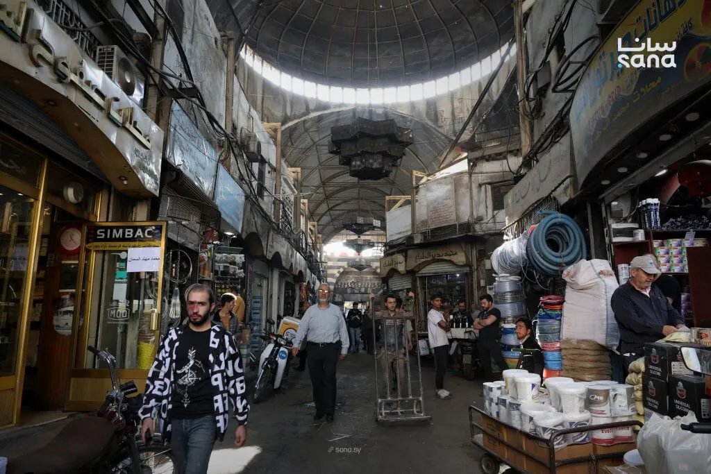 أسواق دمشق القديمة: حرفيو النحاسين والمناخلية يحافظون على إرث المدينة العريق