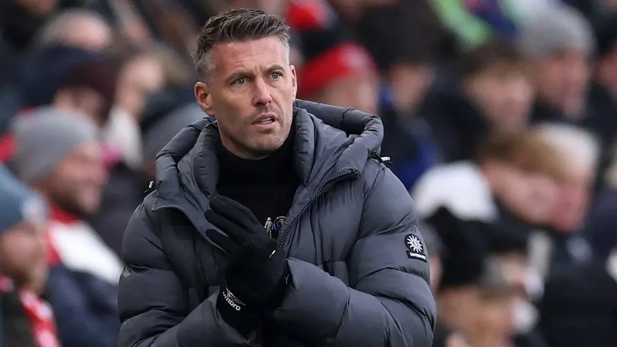 رسميًا: ولفرهامبتون يتعاقد مع روب إدواردز لقيادة الفريق