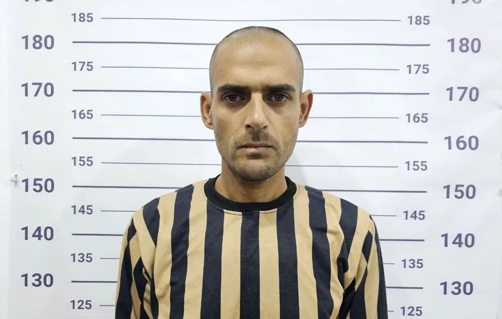 القبض على أحد سجاني 'القسم الأحمر' سيئ السمعة في سجن صيدنايا بحلب