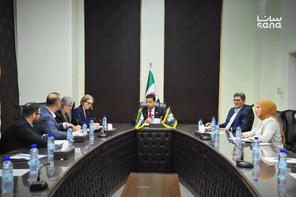 وزير الصحة السوري يبحث مع "غلوبال هيلث" البريطانية آفاق تطوير التعليم الطبي والكوادر الصحية