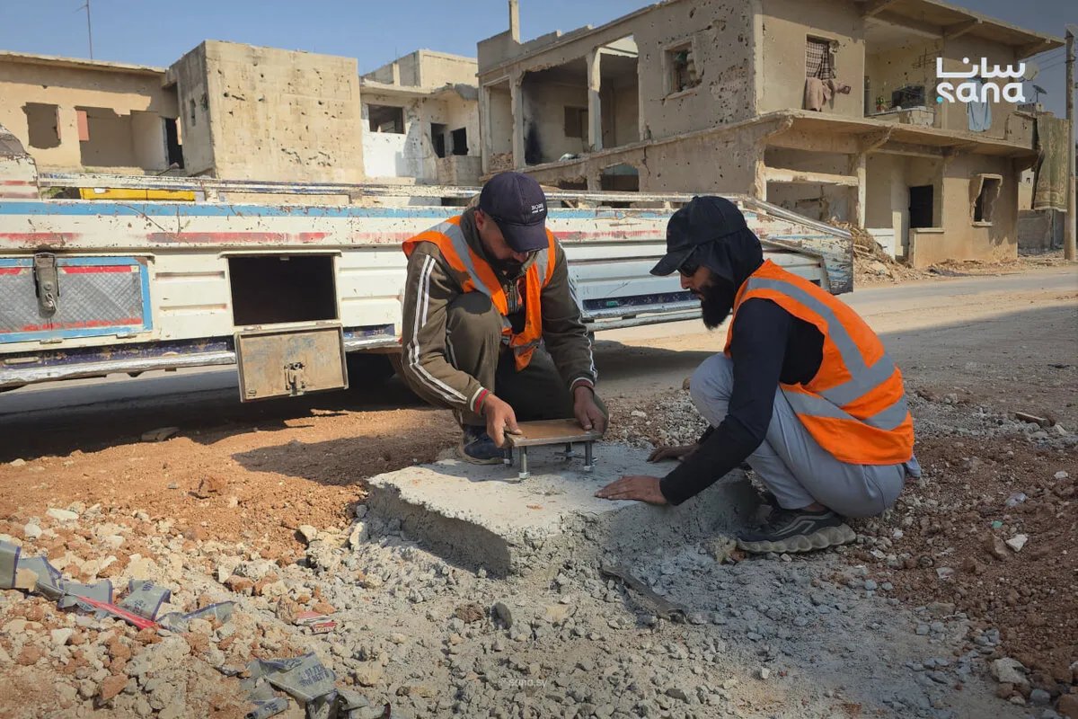 درعا: إنجازات متواصلة في إنارة المحاور الرئيسية بالتعاون مع منظمة دولية