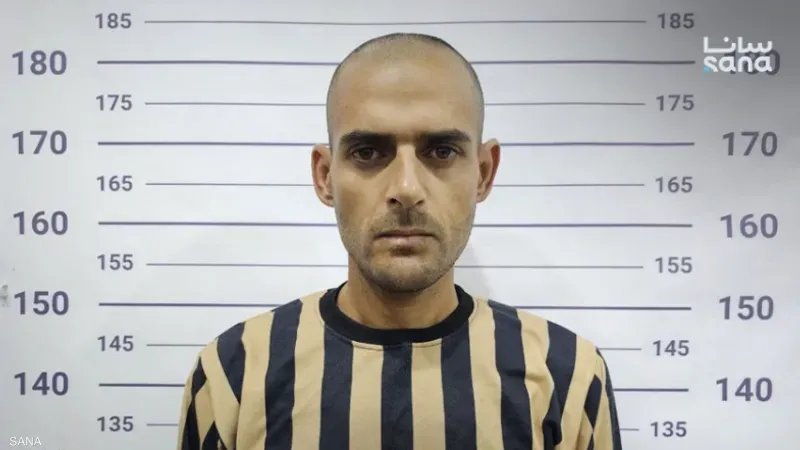 القبض على سجان في صيدنايا متورط بتنفيذ إعدامات ميدانية