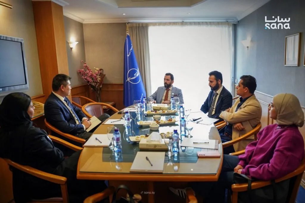 الخطوط الجوية السورية وطيران الاتحاد الإماراتية تبحثان آفاق التعاون وتوسيع شبكة الخطوط