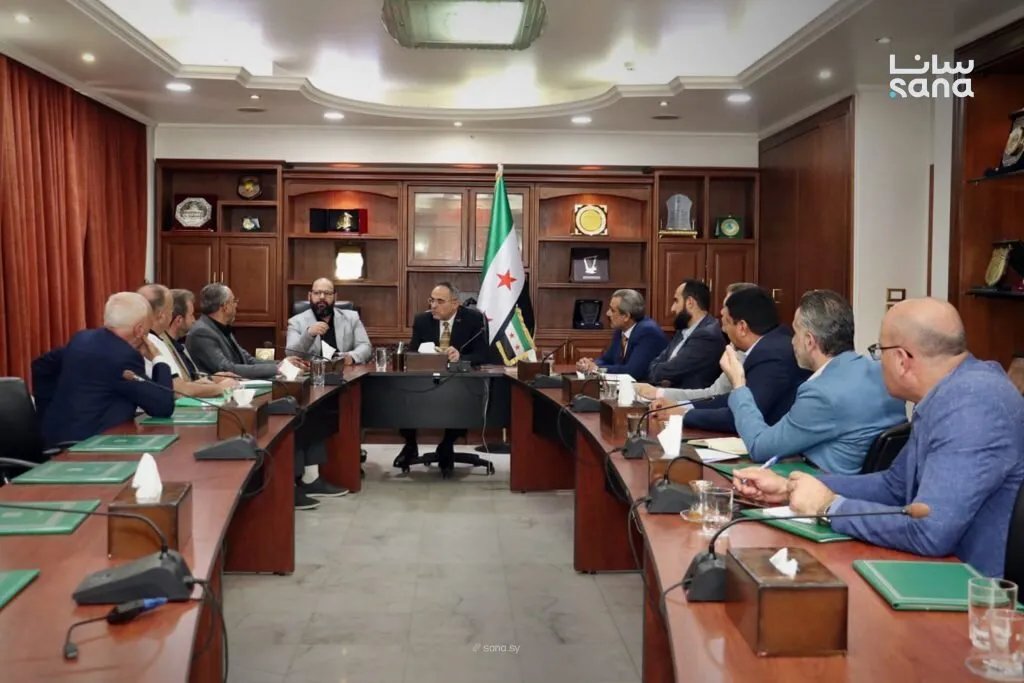 وزير الزراعة يبحث مع مربي ومصدري الأغنام بحماة سبل تطوير القطاع وتذليل الصعوبات