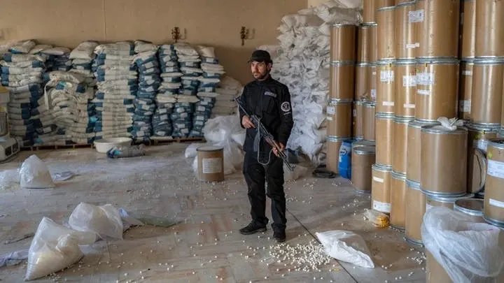 ضربات متتالية: الداخلية السورية تضبط كميات ضخمة من المخدرات في ريف دمشق