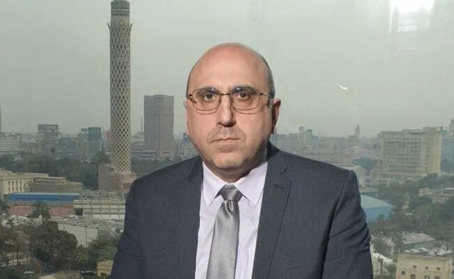 مدير المرصد السوري يكشف: هكذا يعيش بشار الأسد وعائلته في روسيا وثرواتهم