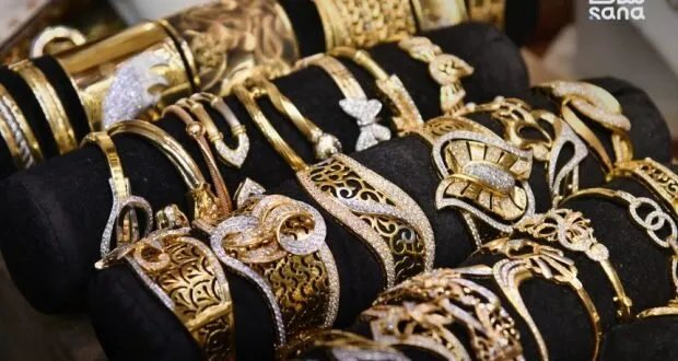 تراجع حاد في أسعار الذهب في السوق السورية: انخفاض يصل إلى 50 ألف ليرة للغرام
