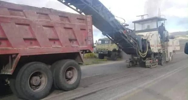 طرطوس: حملة مكثفة لصيانة الطرق المركزية وتأمين نظافتها الدورية