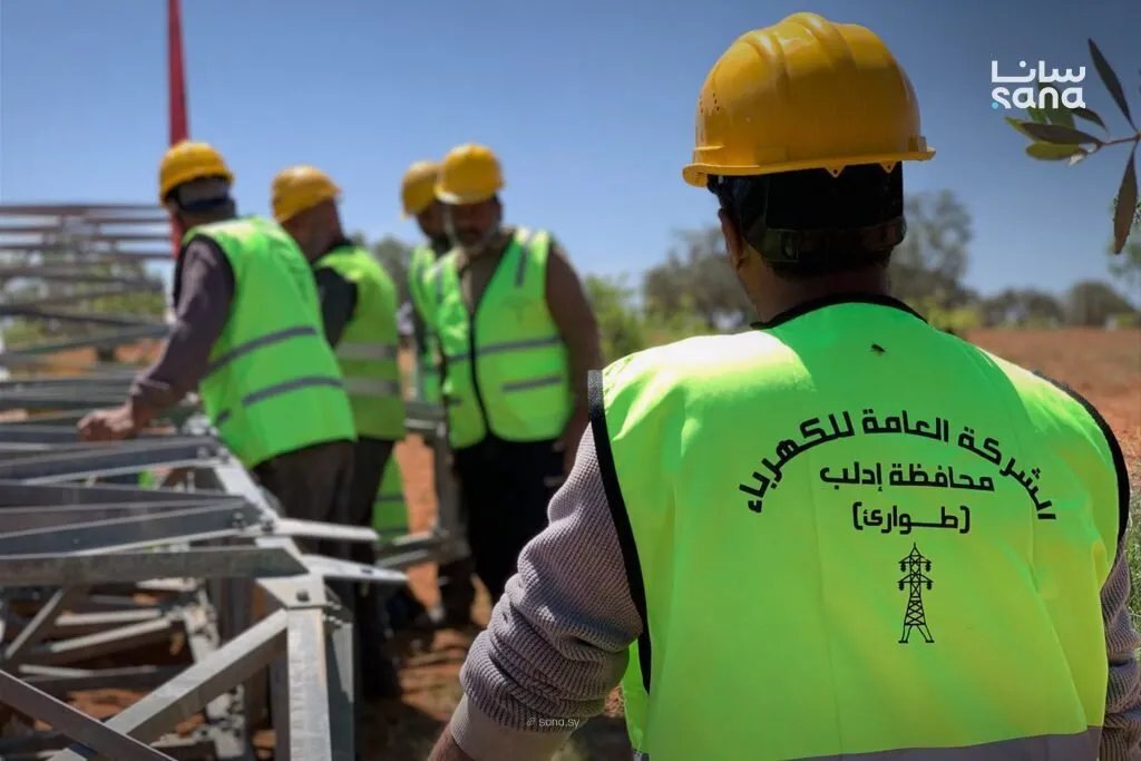 الطاقة السورية تسوي أوضاع 418 عاملاً منقطعاً عن العمل في كهرباء إدلب منذ 2019