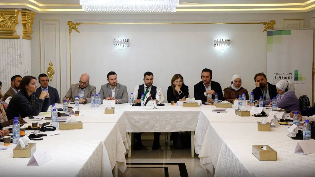 دمشق تسعى لدمج عائلات مخيم الهول: حوارات مع المجتمع المدني وخطة طريق مستدامة