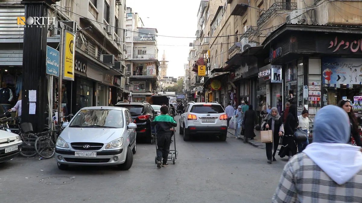 قرار رفع تعرفة الكهرباء يثير قلق الصناعيين والتجار في سوريا