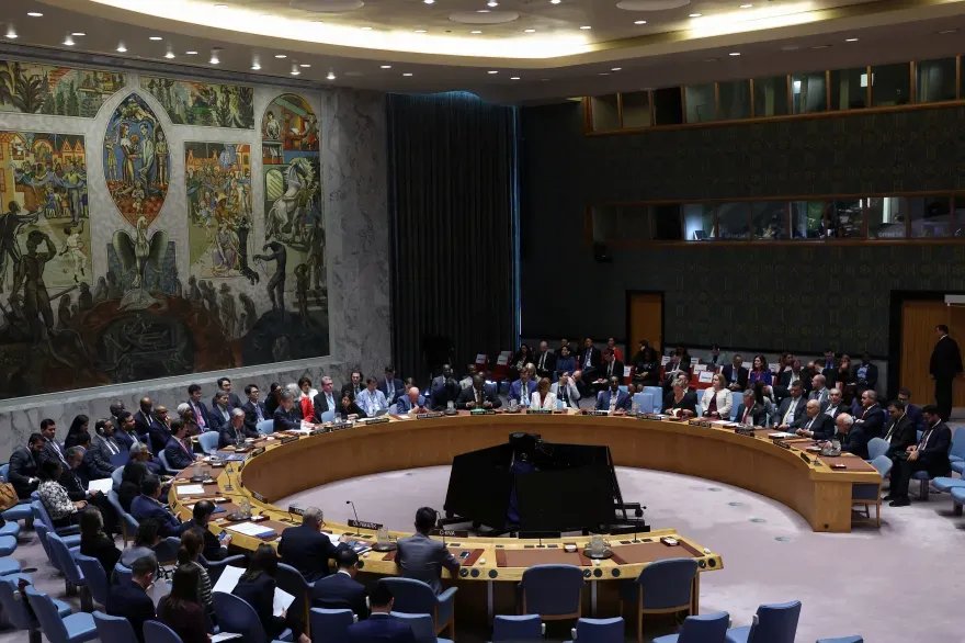 ترامب يحتفي بقرار مجلس الأمن بشأن غزة.. وحماس تعلن رفضها