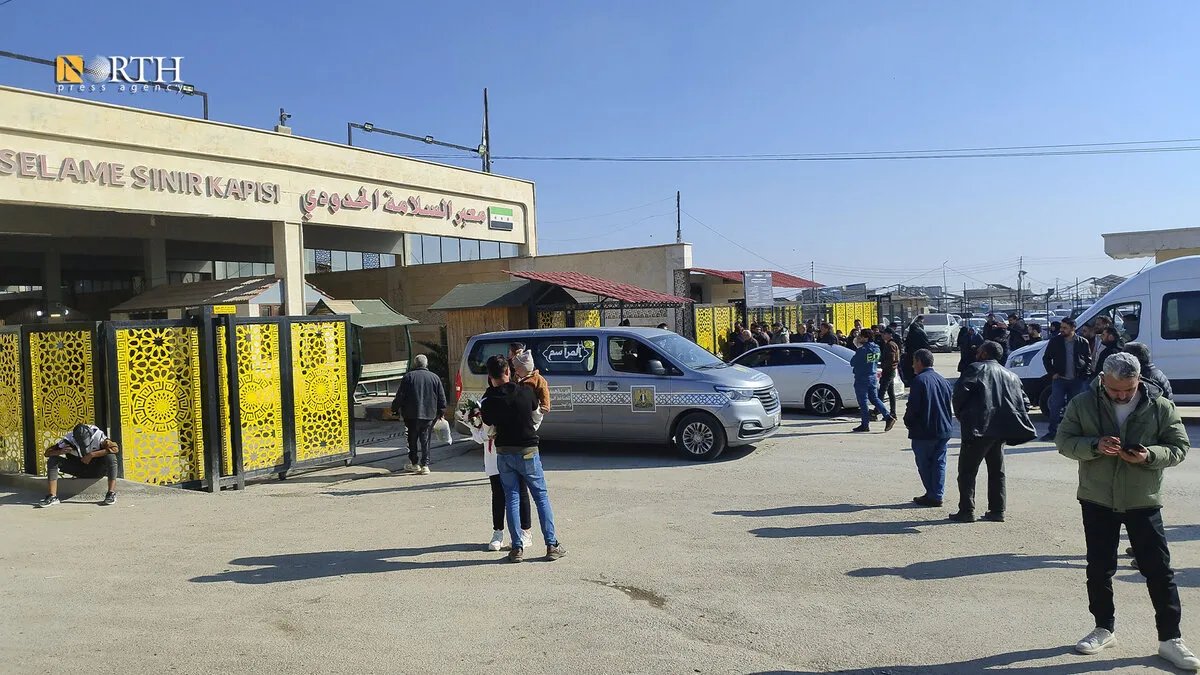 تسهيلات جديدة لحركة العبور عبر معبر السلامة الحدودي بين سوريا وتركيا