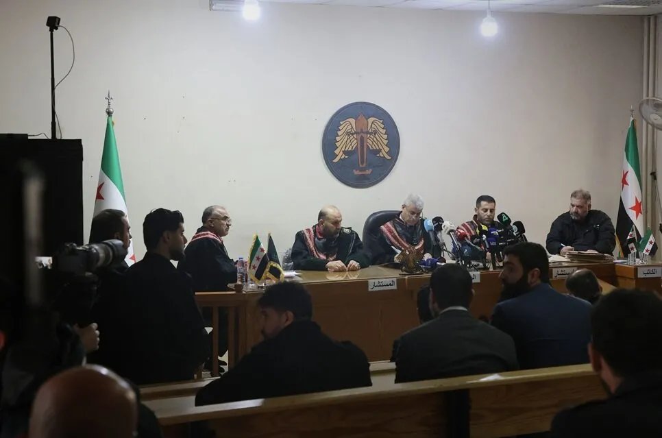 محاكمة علنية في حلب: بدء جلسات المتهمين بانتهاكات أحداث الساحل