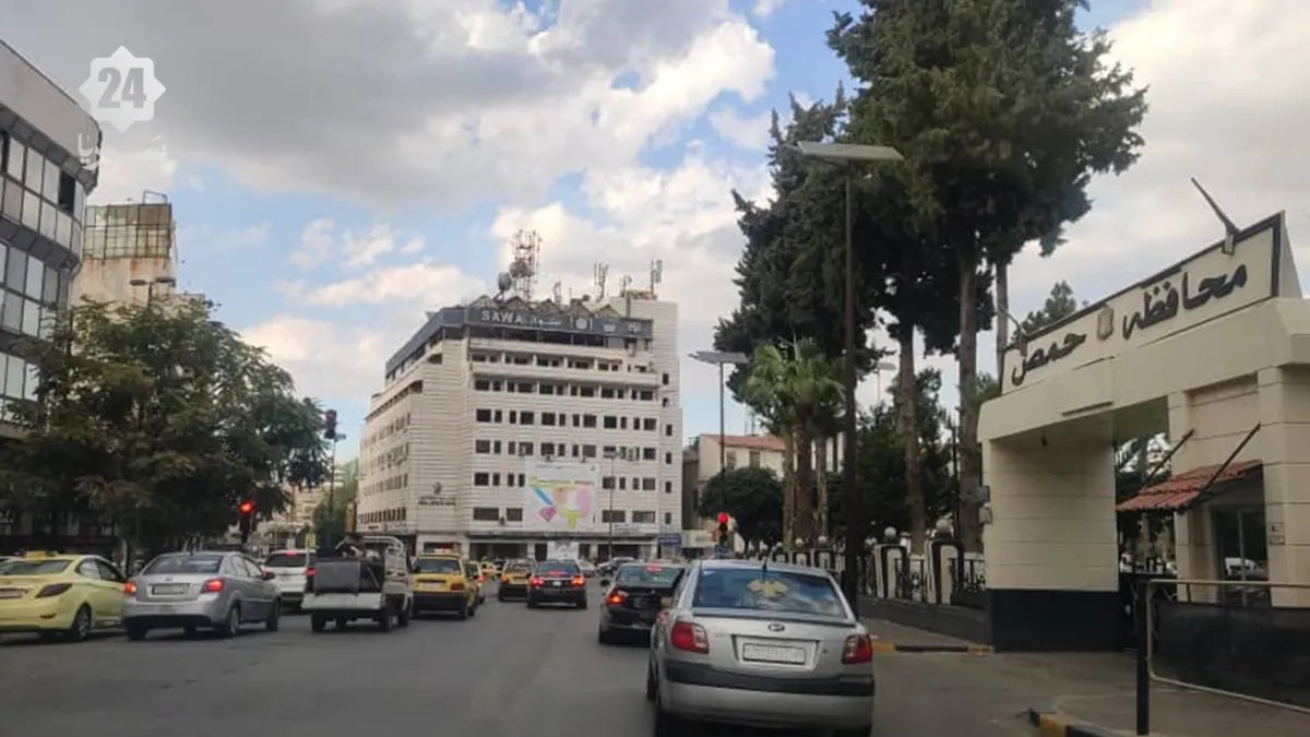 في حمص: رغم انخفاض أسعار المحروقات.. أجور النقل لا تزال عبئاً على المواطنين