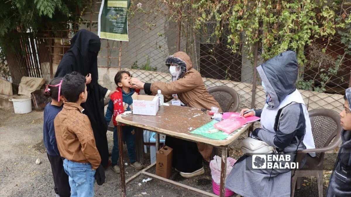 وزارة الصحة تطلق حملة تطعيم واسعة ضد الحصبة في رأس العين مع التركيز على الأطفال