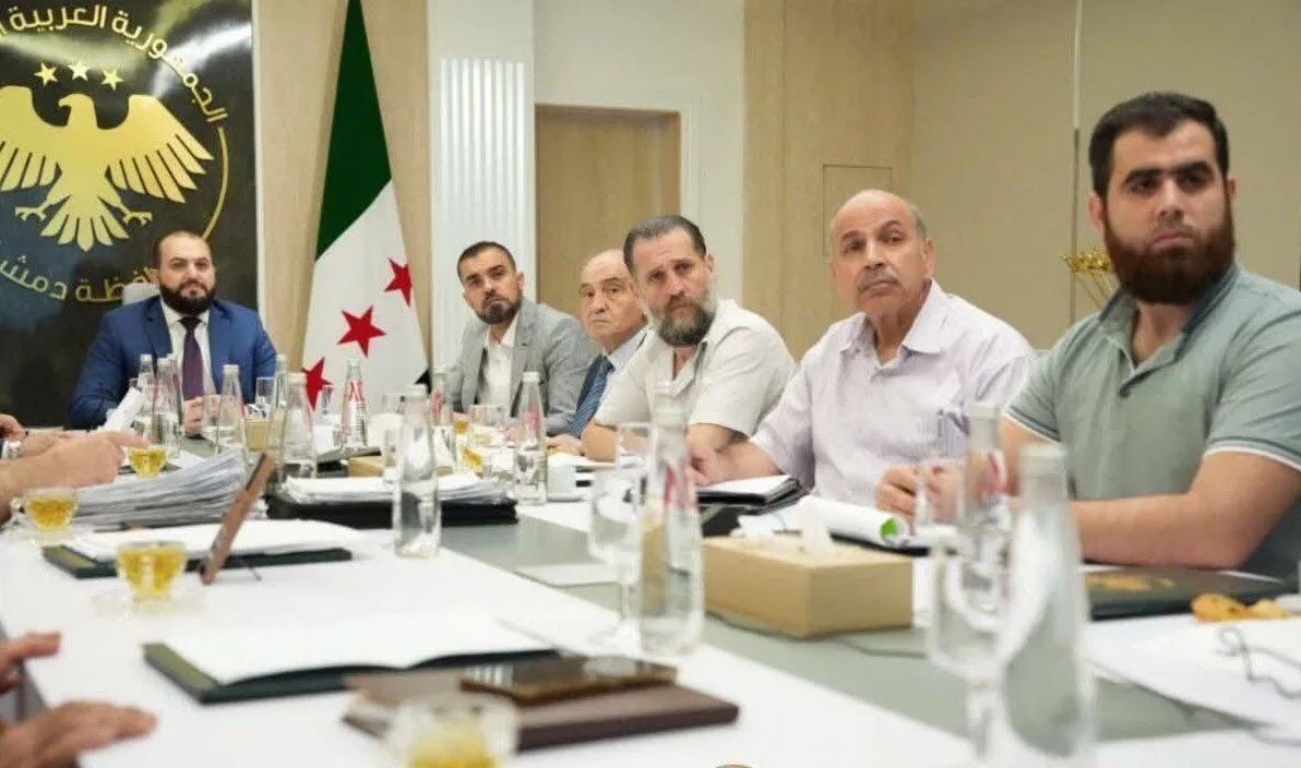 غياب النساء في المكاتب التنفيذية السورية: هل التعيينات تعكس ذكورية الإدارة المحلية؟