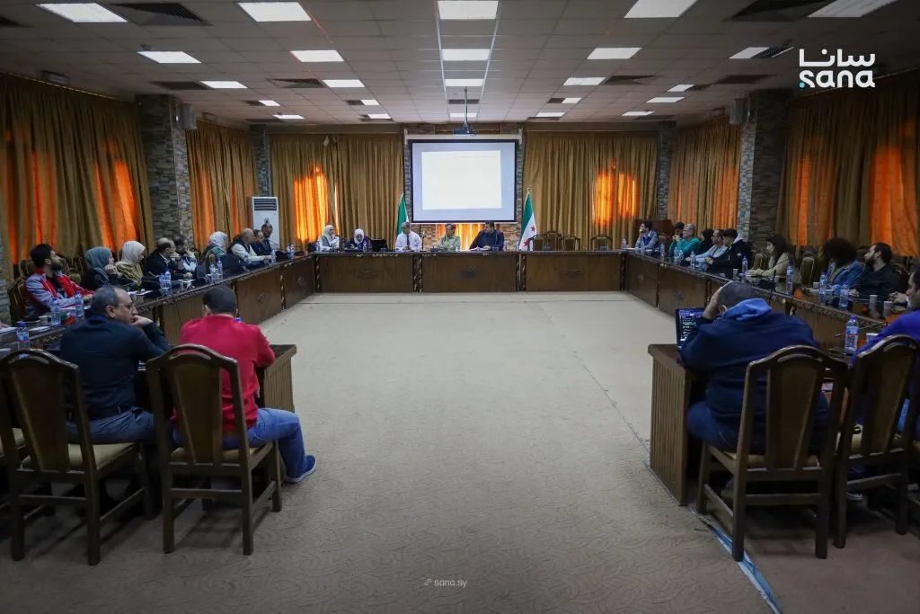 حماة: شراكة بين الصحة والمنظمات الدولية لتعزيز الخدمات الطبية وتطوير التجهيزات