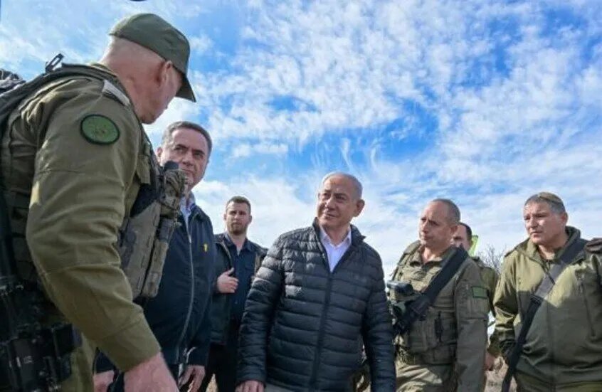 إعلام إسرائيلي: نتنياهو وكاتس يقومان بجولة مفاجئة في سوريا
