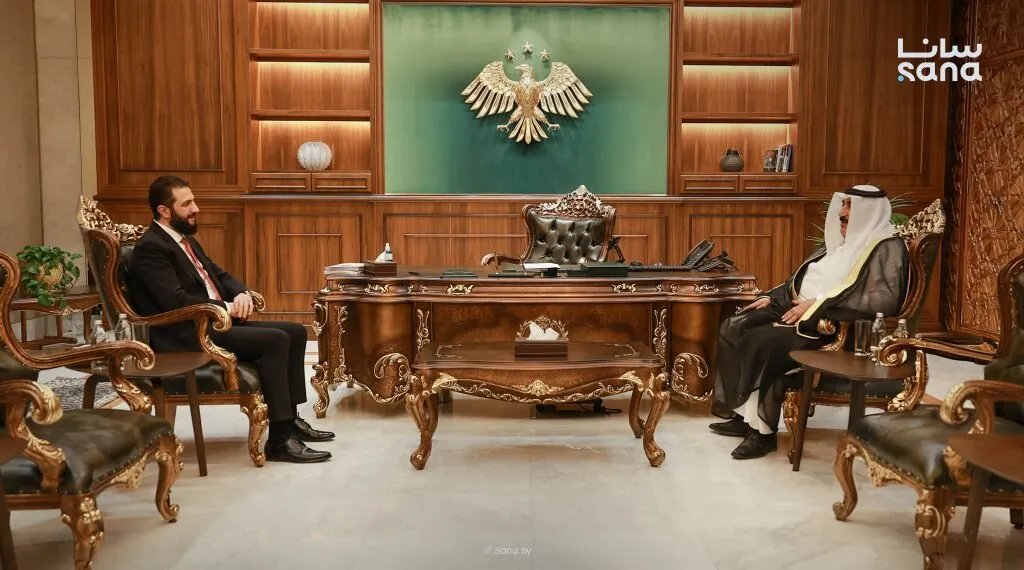 الرئيس الشرع يستقبل الشيخ مانع حميدي الجربا ويبحث مستجدات المنطقة الشرقية