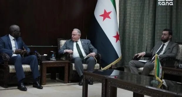 وزير المالية السوري والبنك الدولي يبحثان تعزيز التعاون ودعم مشاريع إعادة الإعمار