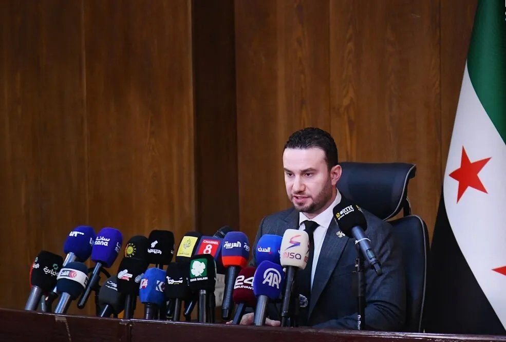 الداخلية السورية: حذف أسماء 5 ملايين مواطن من قوائم منع السفر الموروثة عن النظام السابق