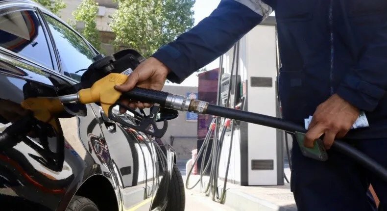 محروقات ترفع سعر "دولار المحروقات" إلى 12 ألف ليرة سورية