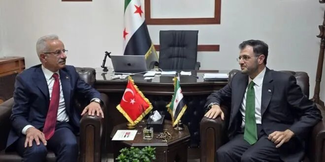 سوريا وتركيا تبحثان تطوير الإنترنت الفضائي وتحسين الخدمات التقنية