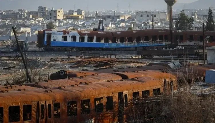 سوريا تسعى لتطوير خطوط السكك الحديدية لنقل الفوسفات بالتعاون مع شركة ألمانية