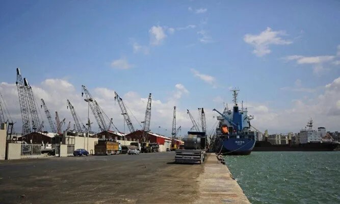 توقيف رئيس مرفأ طرابلس للجمارك ورئيس إقليم طرابلس بتهم فساد مالي