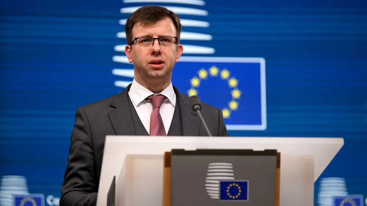 هنغاريا تثني على خطة واشنطن للسلام في أوكرانيا وتعتبرها "الأكثر جدية"