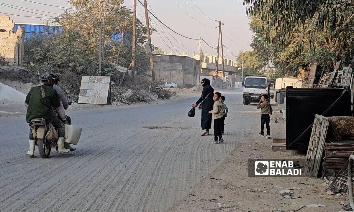 أزمة مواصلات خانقة في الغوطة الشرقية: غياب خطوط السرافيس يعيق حياة السكان