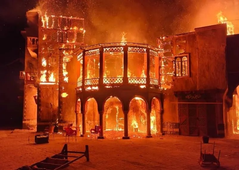 حريق يلتهم موقع تصوير مسلسل "النويلاتي".. و"غولدن لاين" تتهم بالاعتداء المتعمد