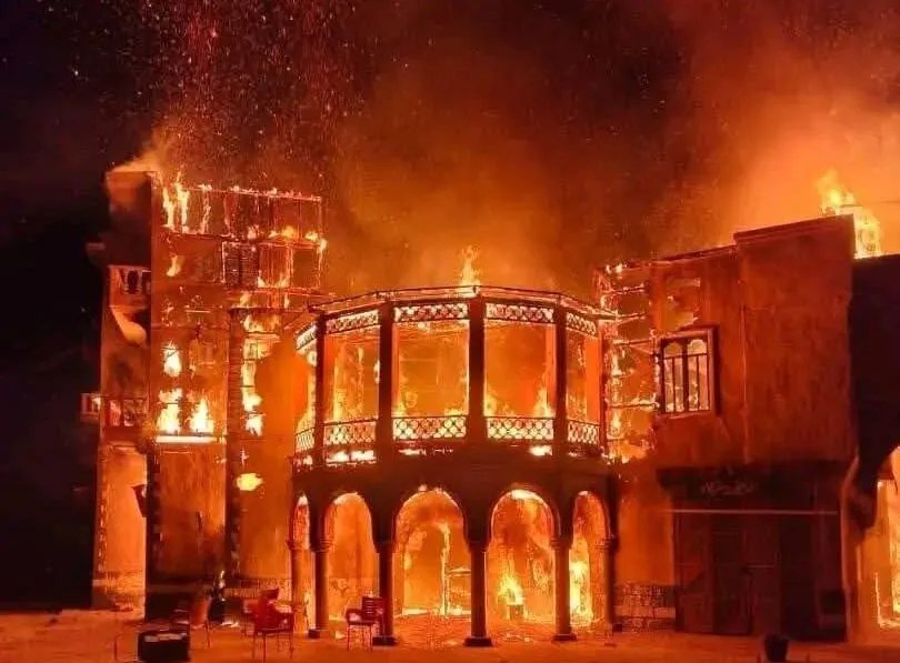 حريق ضخم يلتهم موقع تصوير مسلسل "النويلاتي" في ريف دمشق وخسائر بملايين الدولارات