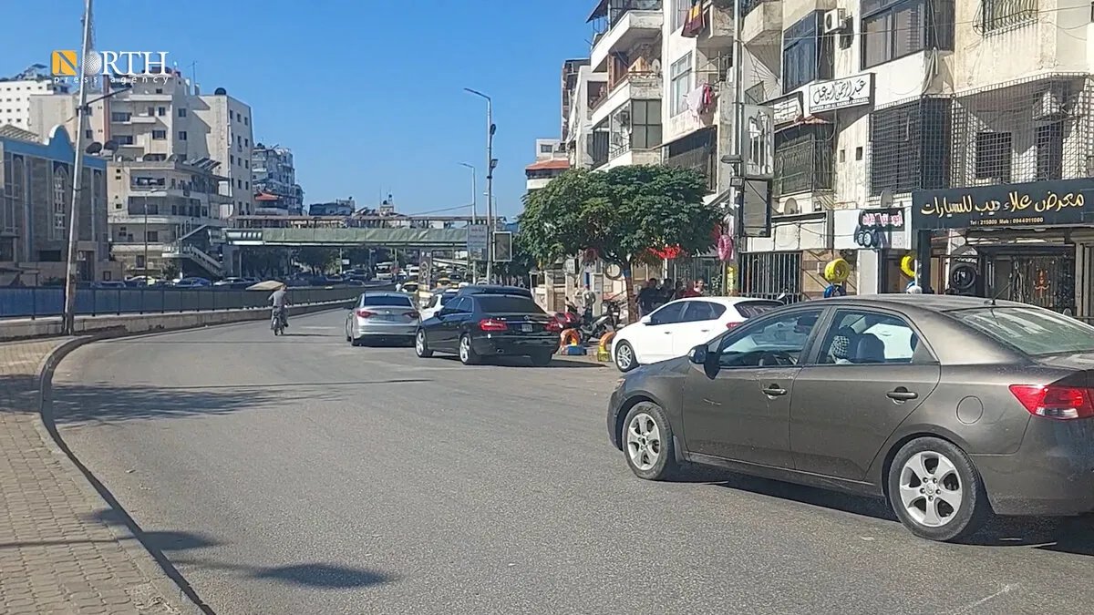 تقلبات سوق السيارات في اللاذقية: انخفاض الأسعار يواجه ركوداً في المبيعات