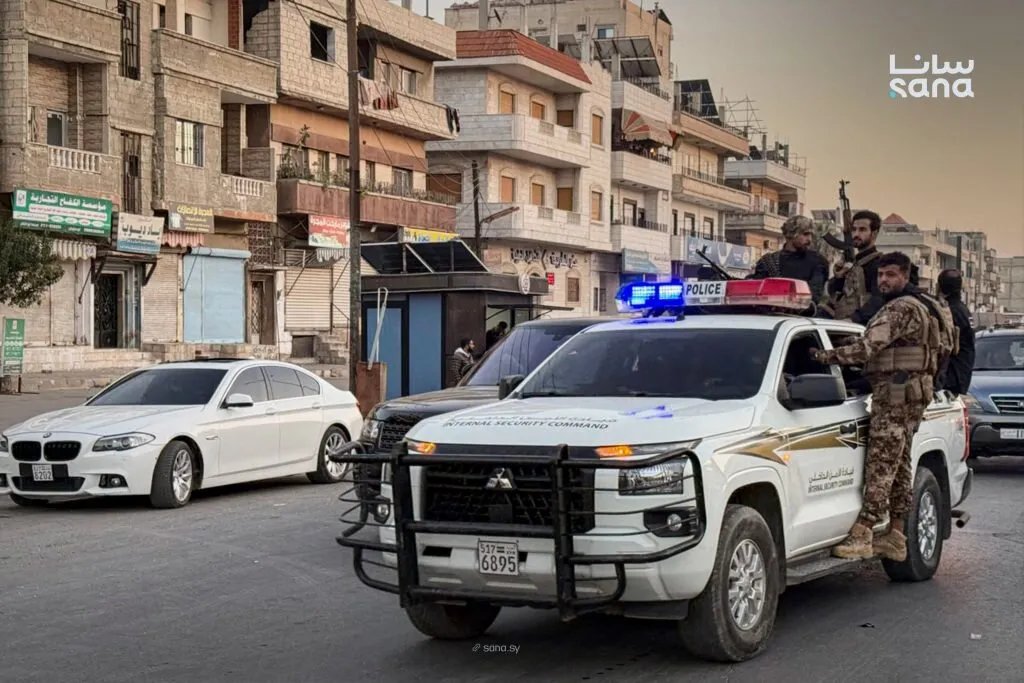 حظر التجوال يمدد في عدة أحياء بمدينة حمص بعد جريمة قتل مروعة