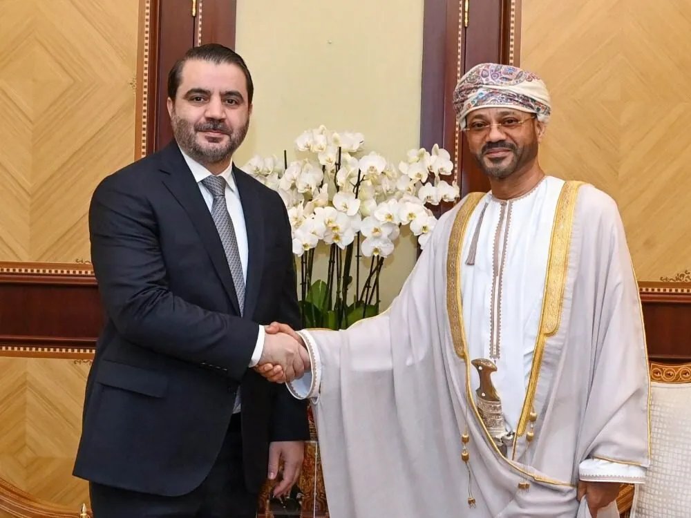 زيارة تاريخية لوزير الخارجية السوري إلى عُمان: تعزيز العلاقات وفتح آفاق التعاون