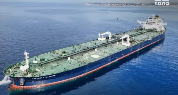 وصول ناقلة النفط الثانية إلى بانياس ضمن المنحة السعودية لدعم قطاع الطاقة السوري