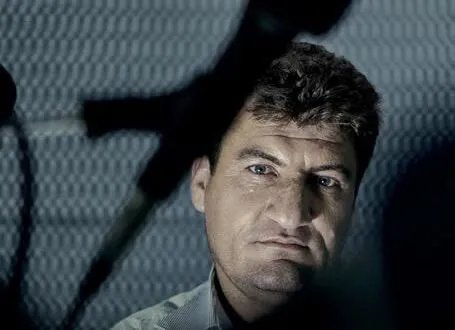 رائد الفارس: صوت كفرنبل الذي هزّ الطغيان وأضاء شعلة الحرية