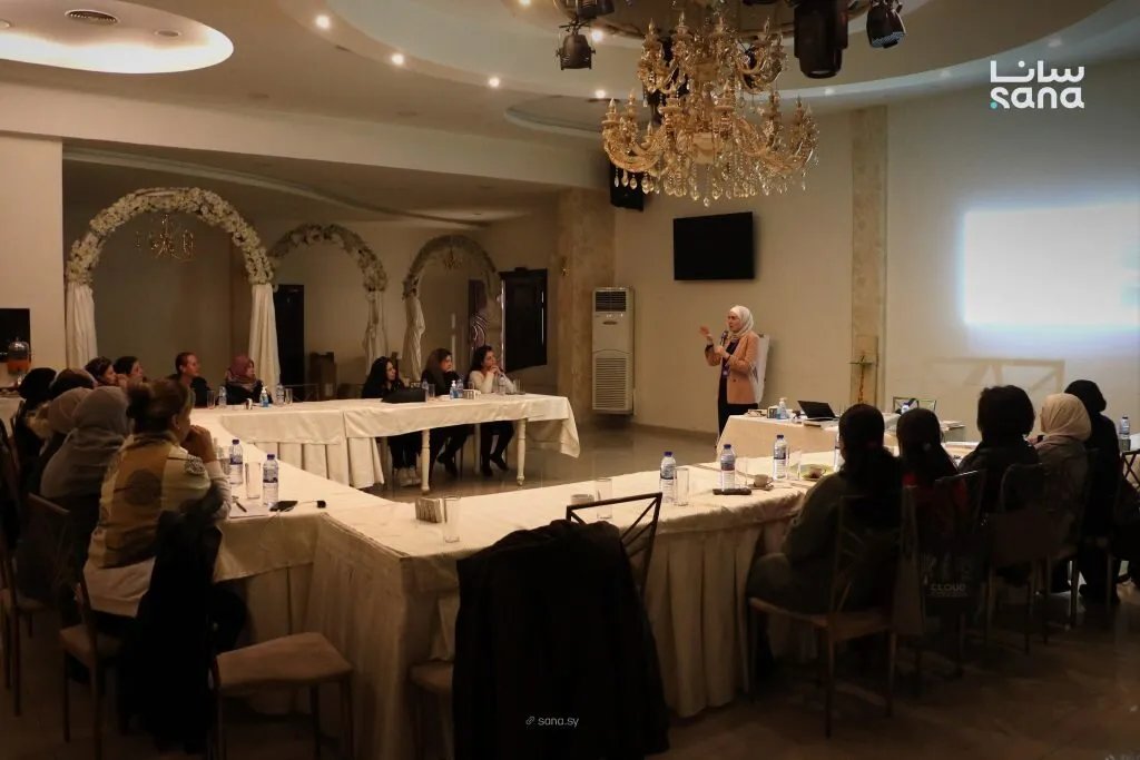 حماة: دورة تدريبية لـ 18 باحثة حول المسح التغذوي للأطفال والنساء