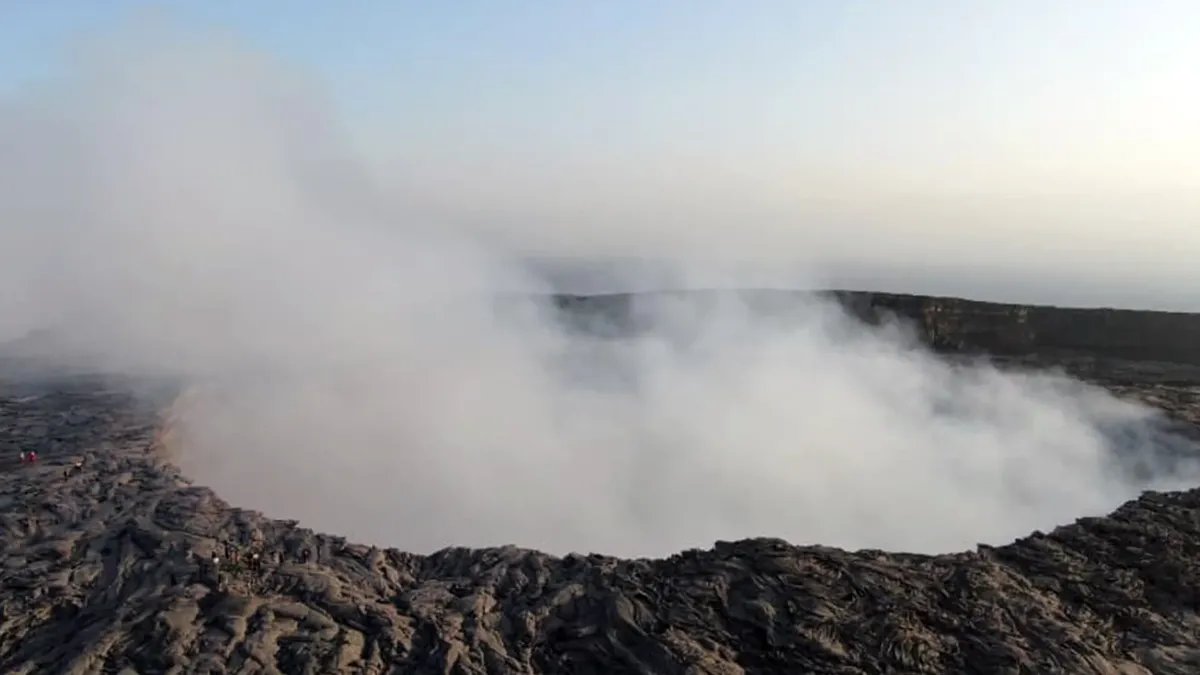 رماد بركان إثيوبيا يعطل الطيران ويجتاح الهند: تحذيرات وإلغاء رحلات