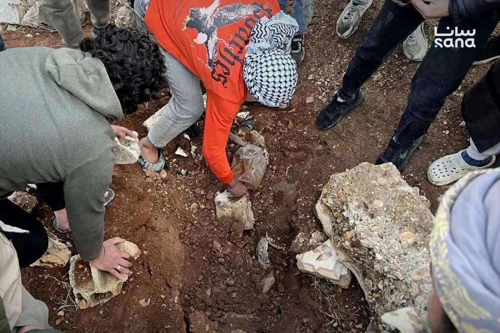 اكتشاف مقابر جماعية شمال حمص: الداخلية تباشر التحقيقات