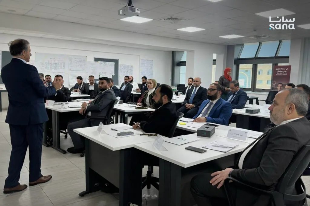 احتفال سفارة عُمان بدمشق بالعيد الوطني: دعم سوري للعلاقات الثنائية وتعزيز الاستقرار الإقليمي