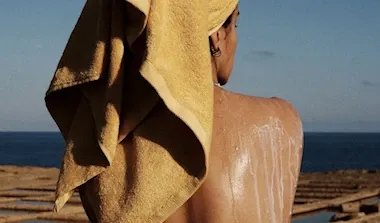 طقوس الاستحمام تتصدر عالم الجمال: استراتيجيات جديدة وعائدات بمليارات الدولارات