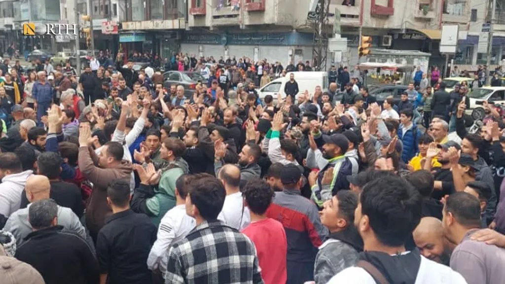 مجلس سوريا الديمقراطية يعرب عن قلقه إزاء الاحتجاجات المتصاعدة في الجنوب والساحل السوري